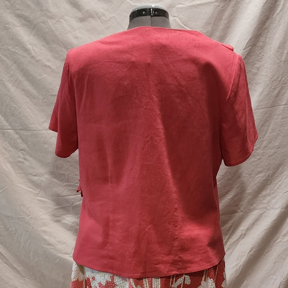 NWT Ruffle Accent Plus Size Top - Picture 2 of 9